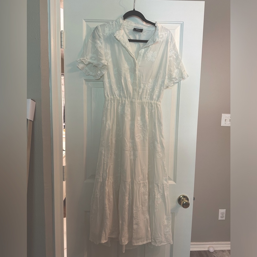 Floral white dress